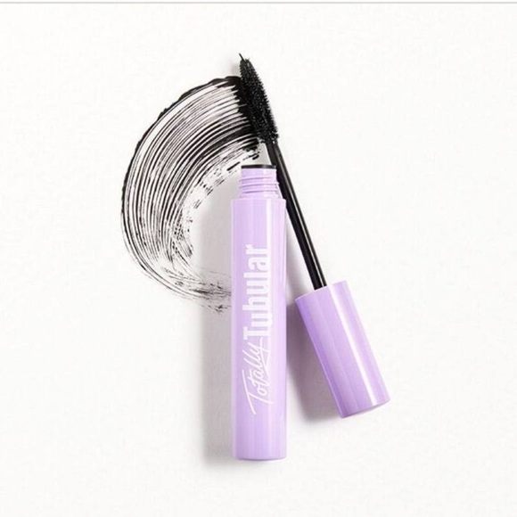 Totally Tubular Mascara - Picture 5 of 5